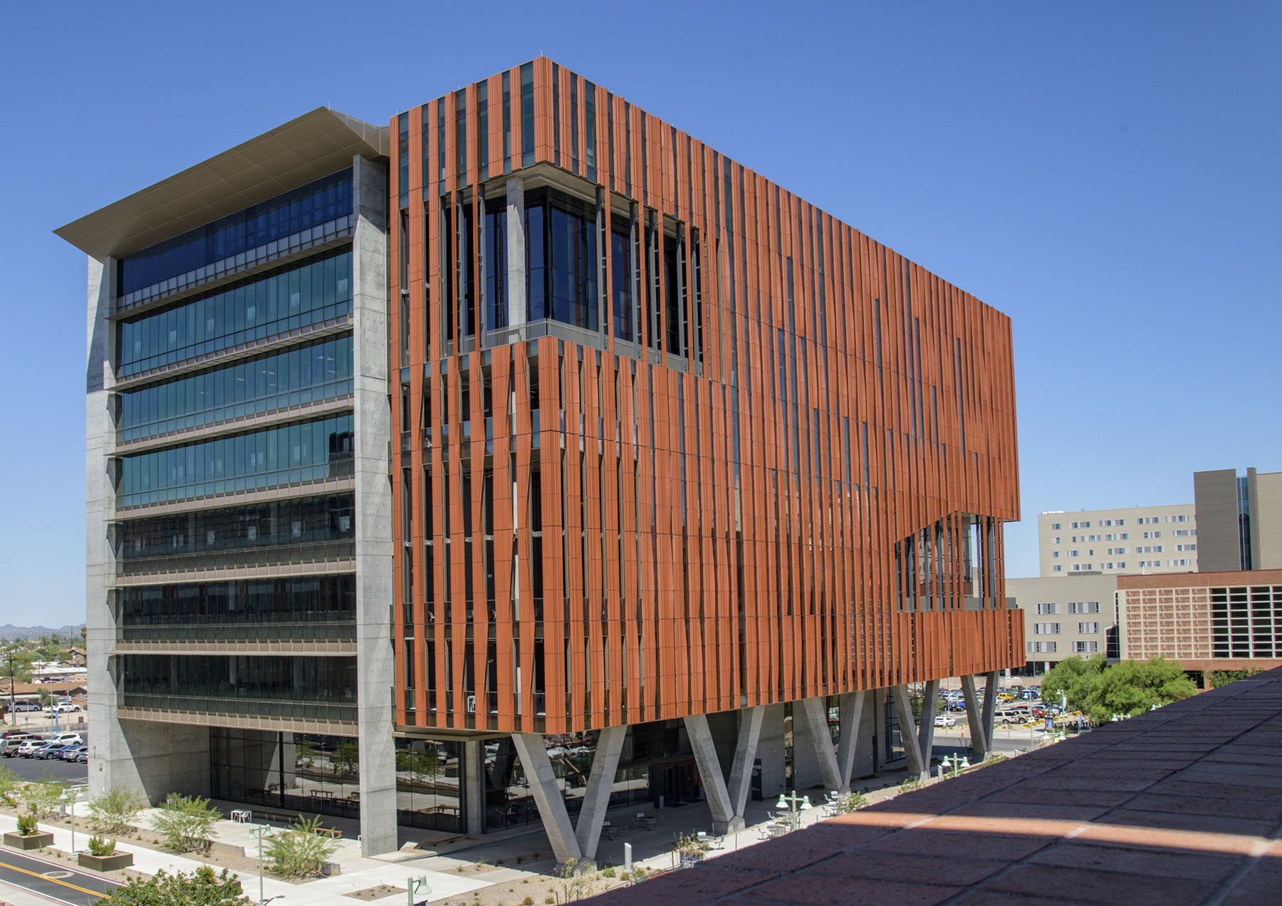 Image of the Health Sciences Innovation Building